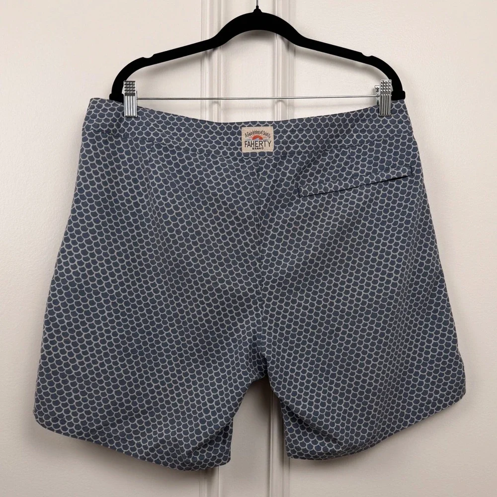 Faherty Brand Mens Blue‎ Scales Print Board Shorts Swim Trunks Size 35